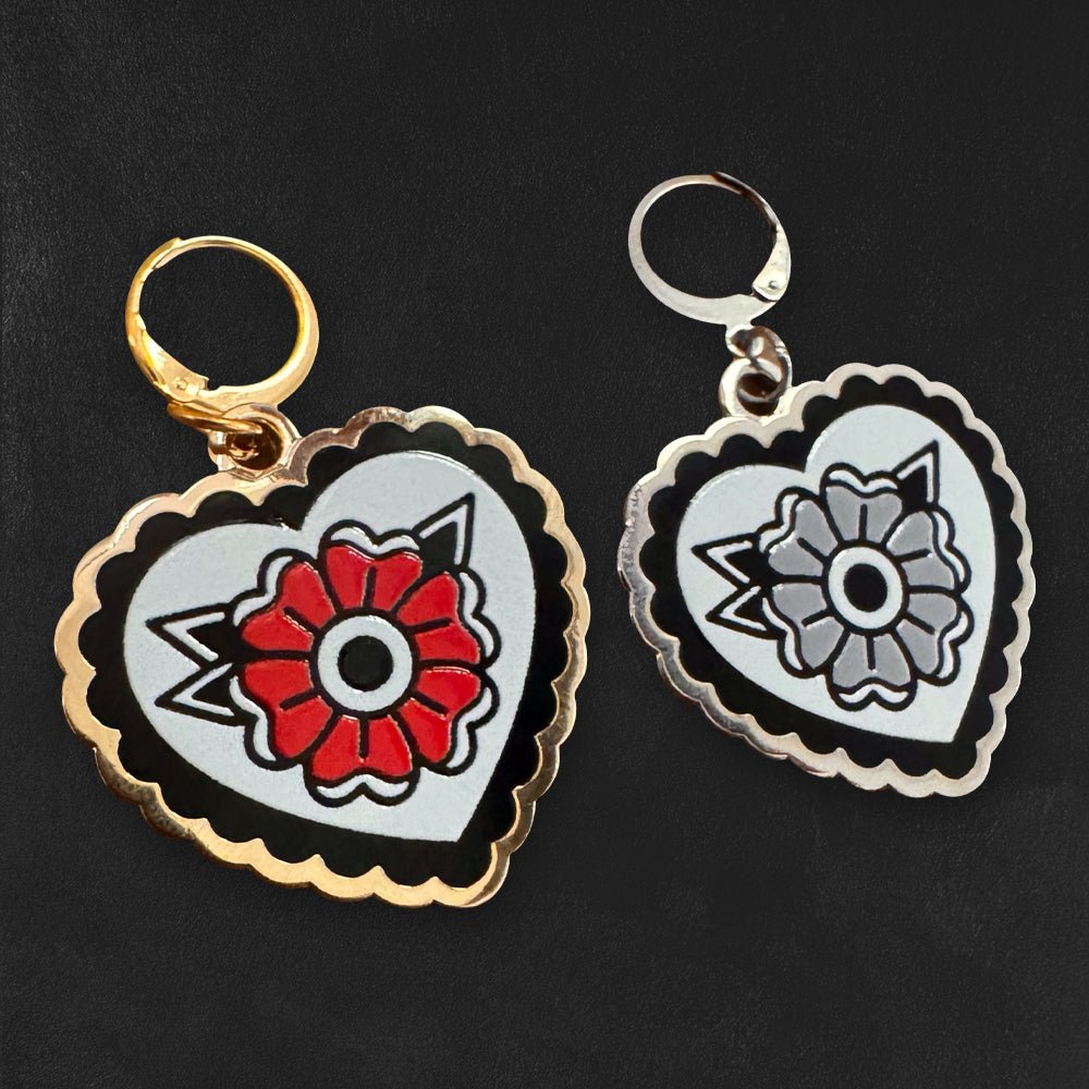 Custom UV Printed Stitch Markers, Zipper Pulls & Shoe Charms — production sample